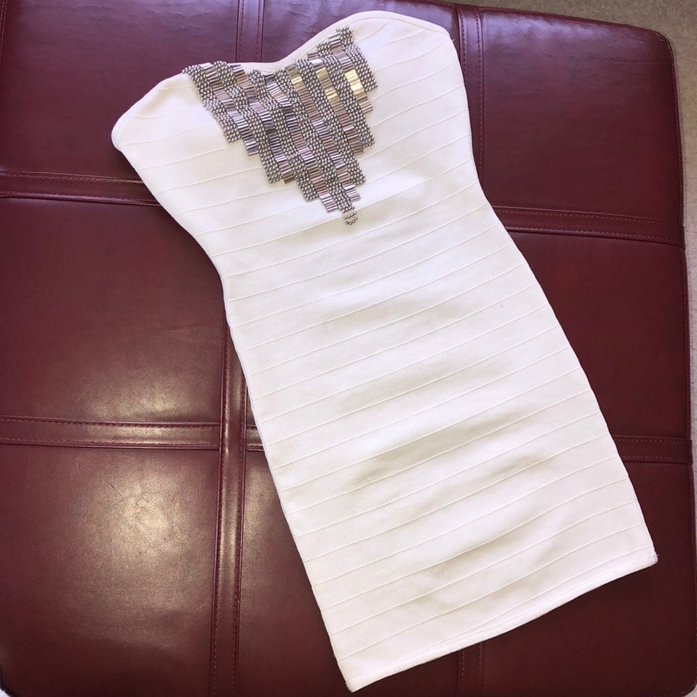 2B Bebe Body Con Dress